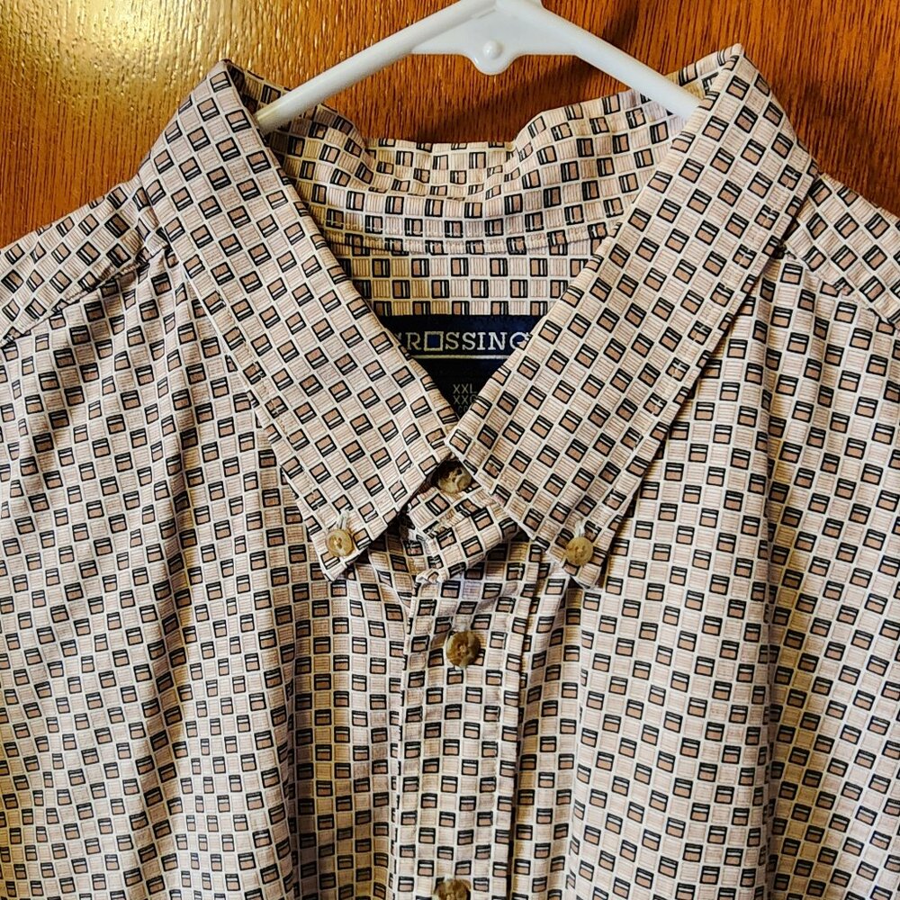 Men's XXL Crossings Peach And Black Geometric Short Sleeve Button Down Shirt
